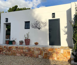 Protea Cup panel in mild steel - 16,0 m x 80cm.