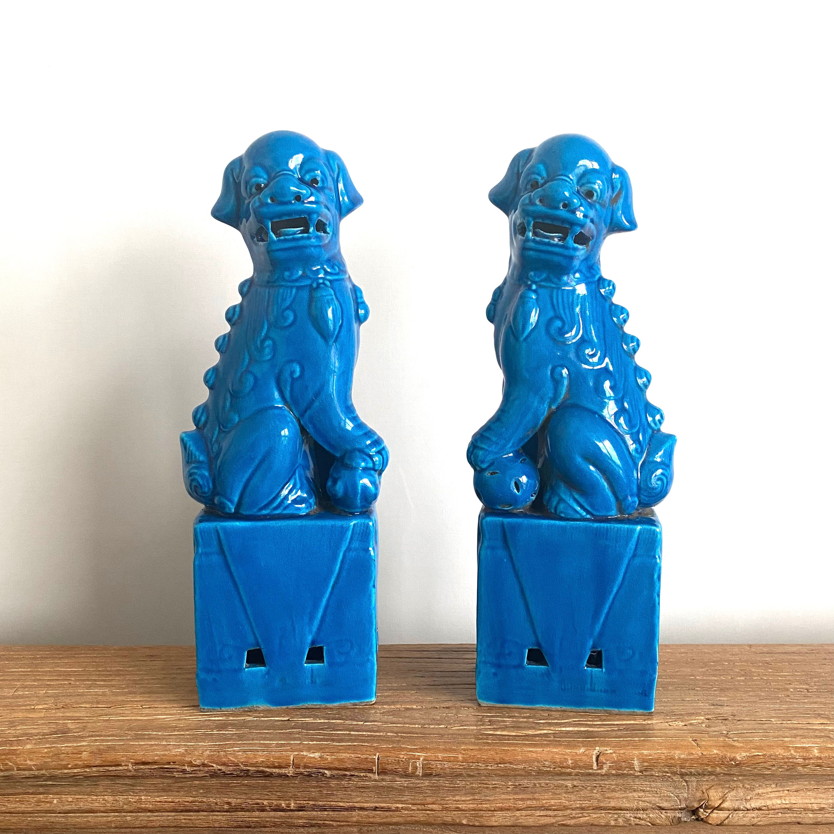 Pair of ceramic lions “Foo Dogs”