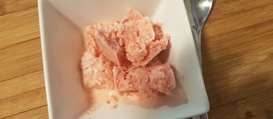 Strawberry Yoghurt Ice Cream