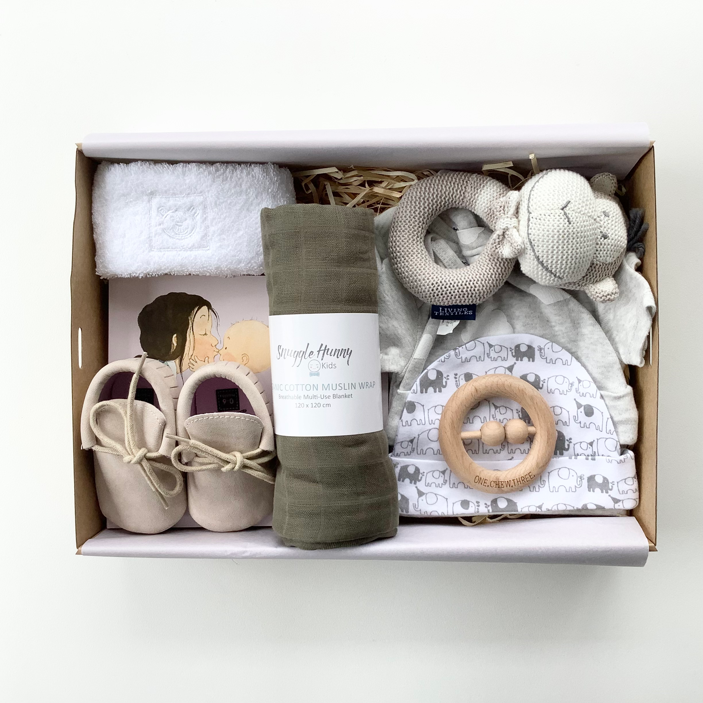Leroy newborn baby gift box