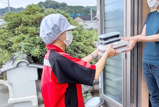 お弁当お届け