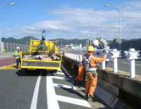 福岡北九州高速道路公社ガードレール