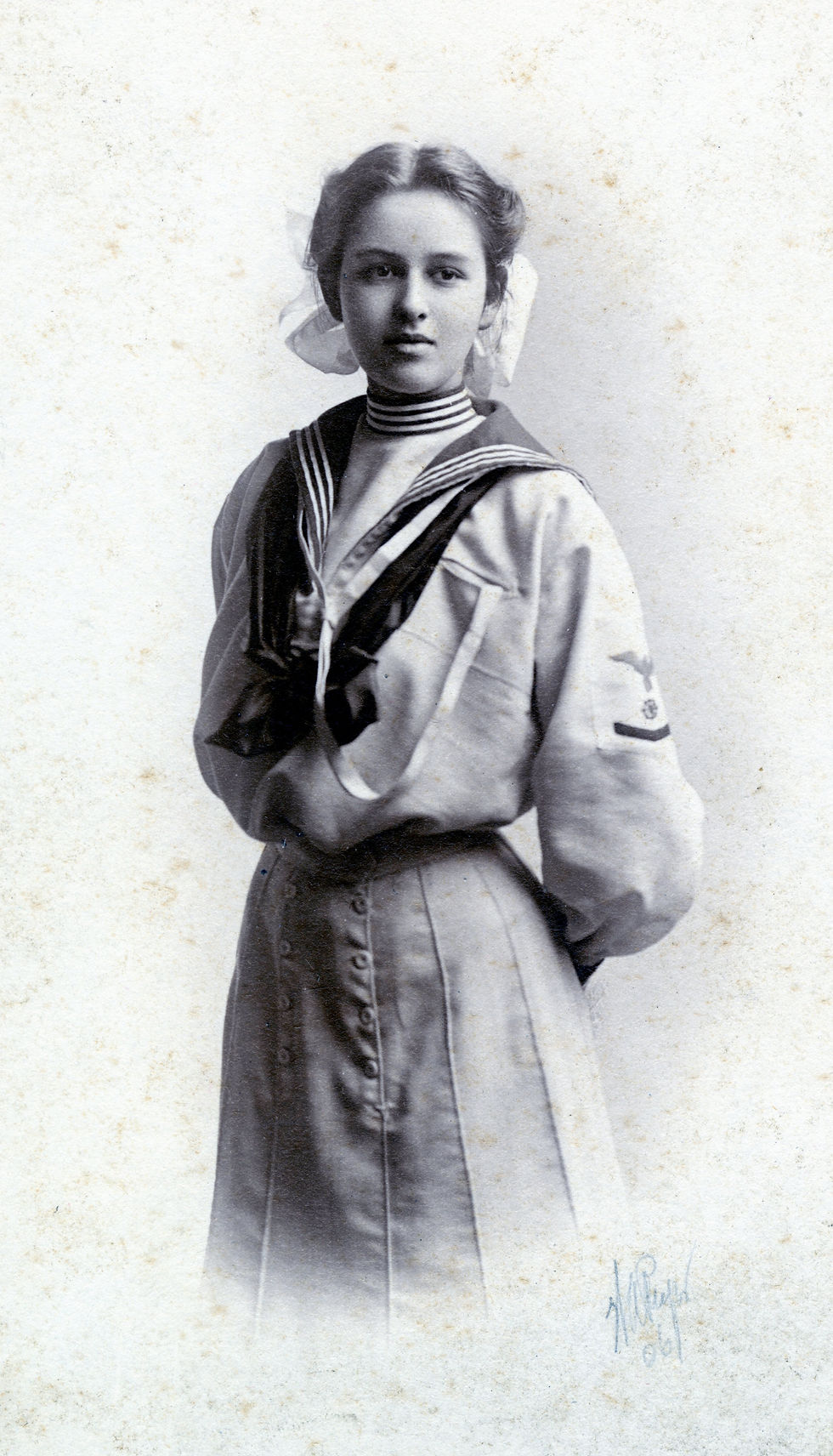 Box2C_Henrietta_Junior_High_School_Pryor1906