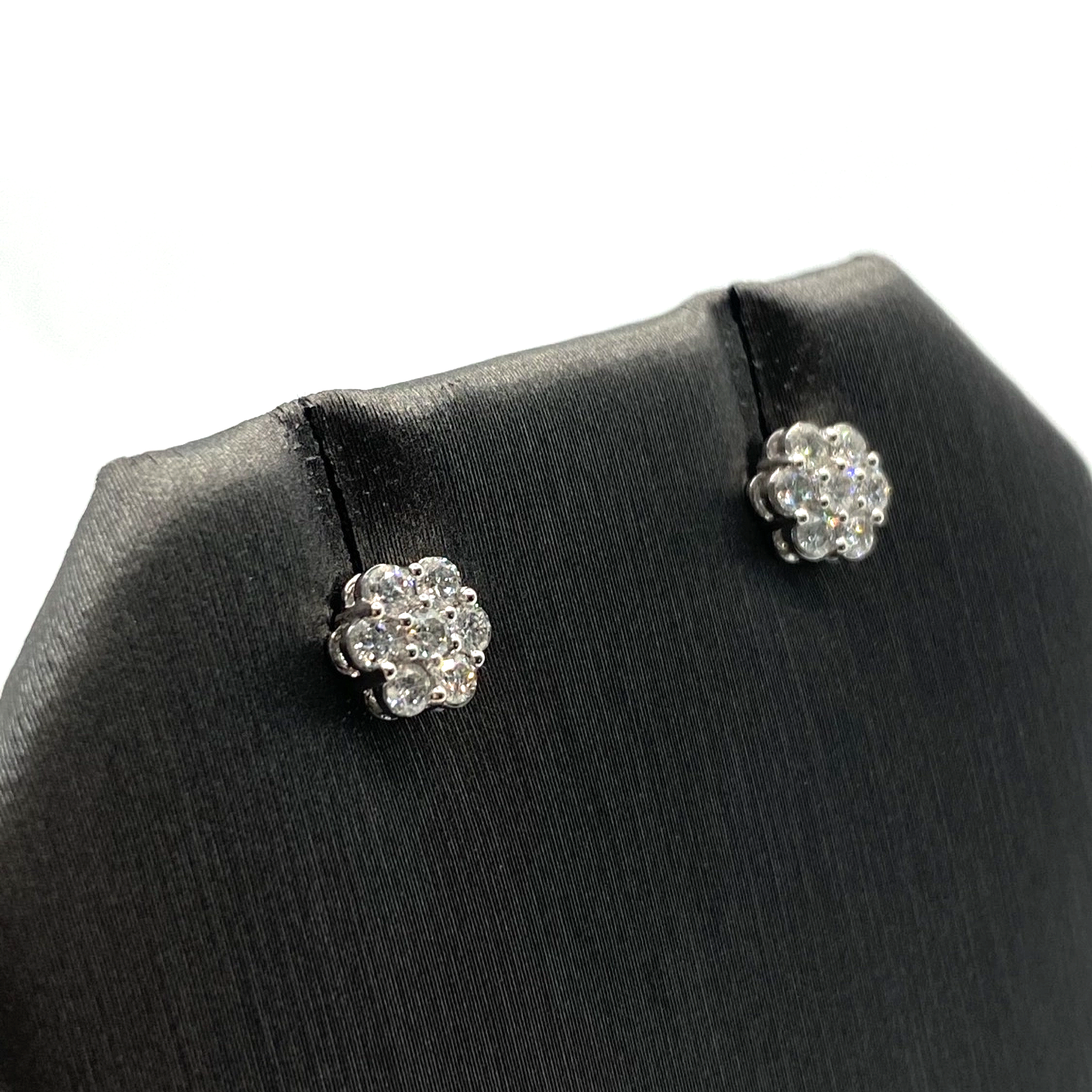 solid very light gray square 2d flat solid single color, no texture.jpg