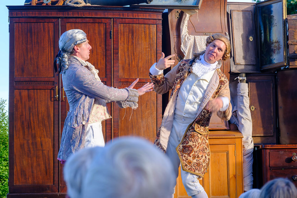 Ben Kernow & Laurence Pears in THE SCARLET PIMPERNEL