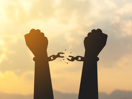 Quando libertos, porém dominados.