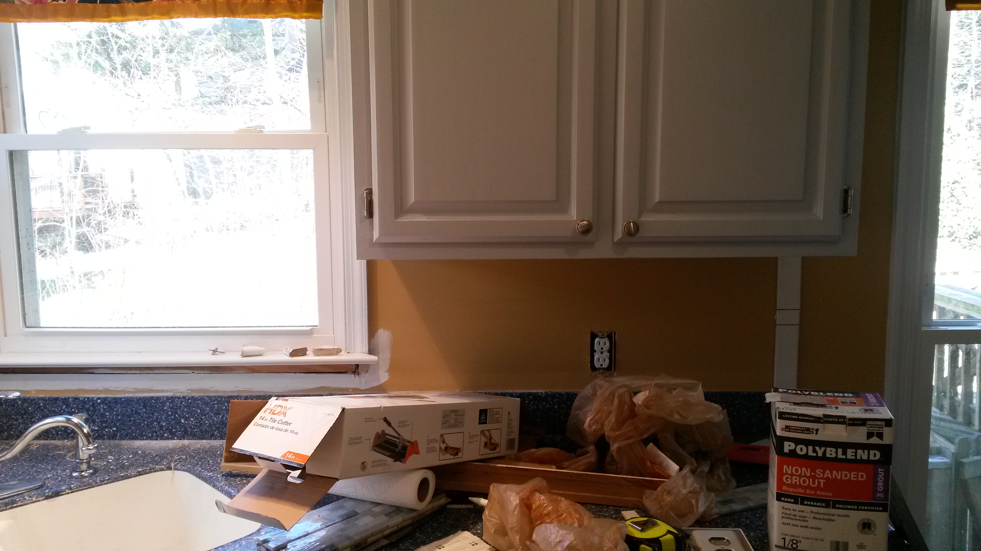 tile back splash installation0.jpg
