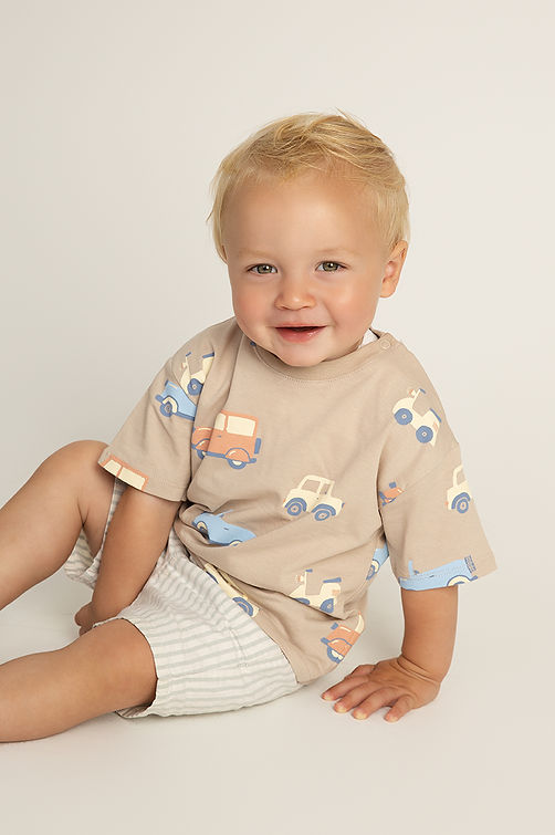 Elton_Smash_Agency_-(1 of 12).jpg