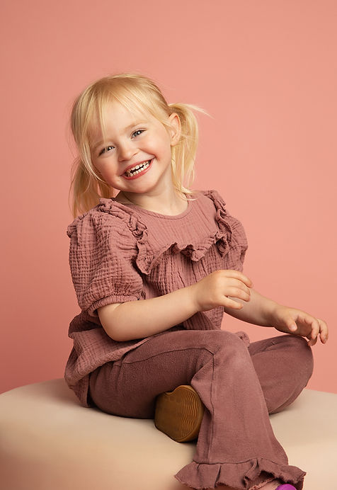 Sara_sophie_ ida_marie_Smash_Agency_-(7 of 13).jpg