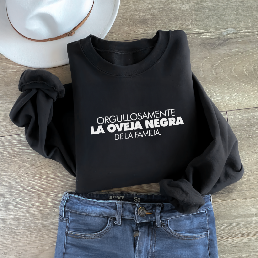 Polera Orgullosamente la oveja negra de la familia