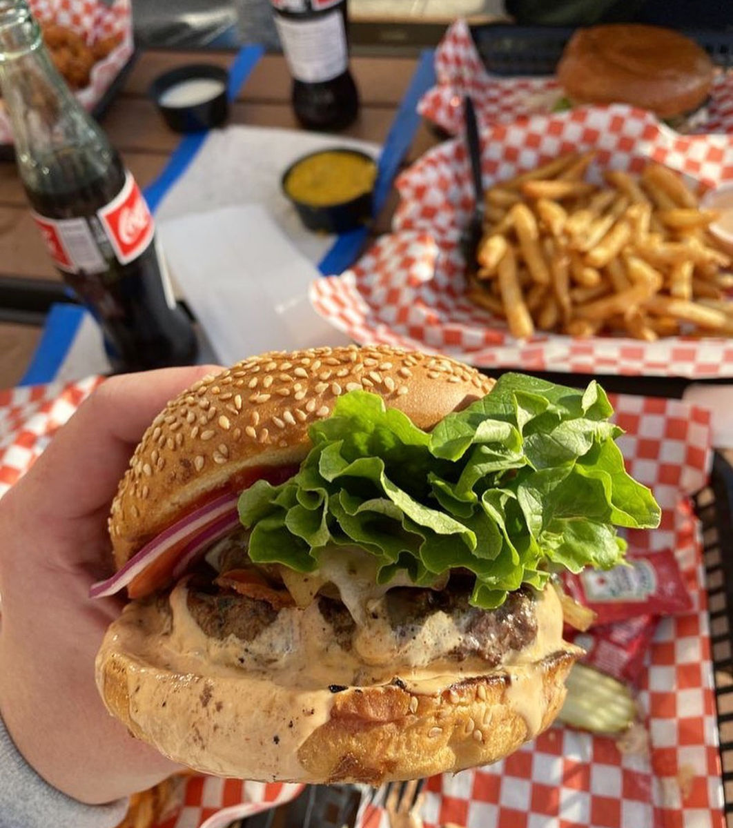Papa Mak's Burgers