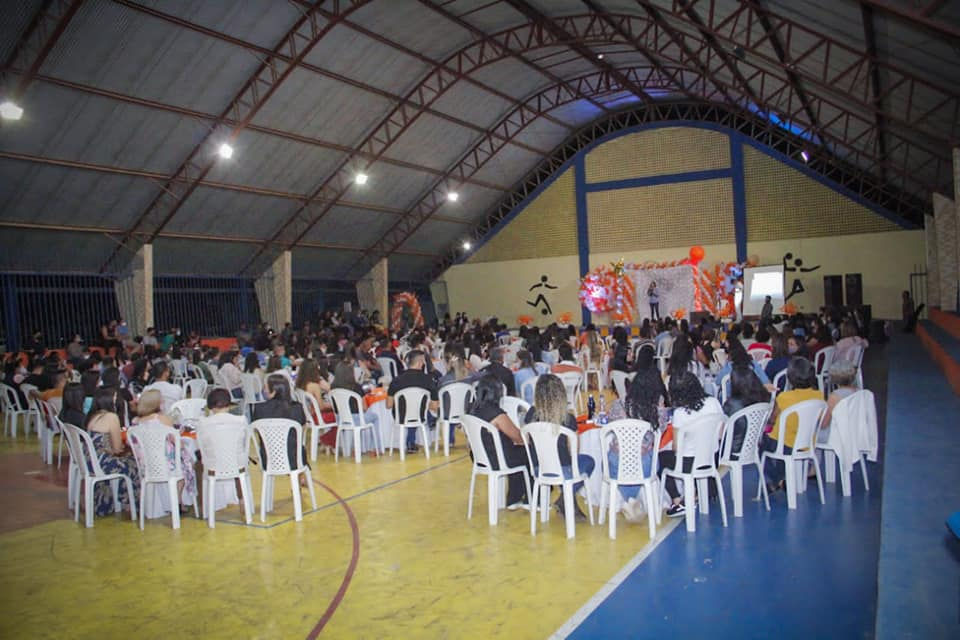 A SECRETARIA MUNICIPAL DE EDUCAÇÃO REALIZA JORNADA DE ACOLHIMENTO AOS PROFESSORES DA REDE MUNICIPAL
