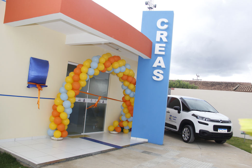 PREFEITO QUINHO INAUGURA UNIDADE DO CREAS EM BELO CAMPO