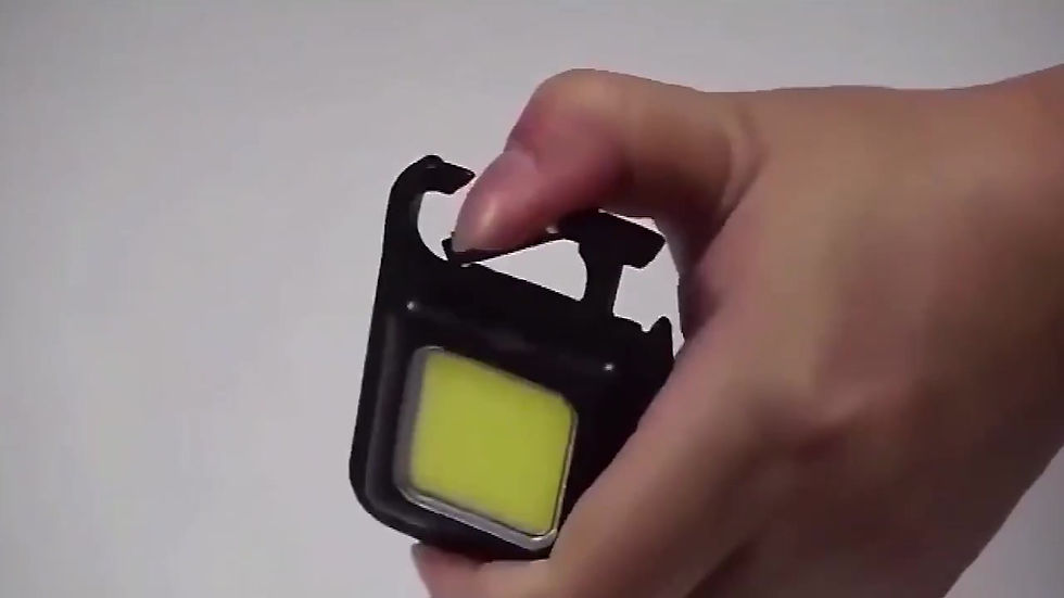 Miniature : Presentation de la Mini lampe de poche Portable rechargeable