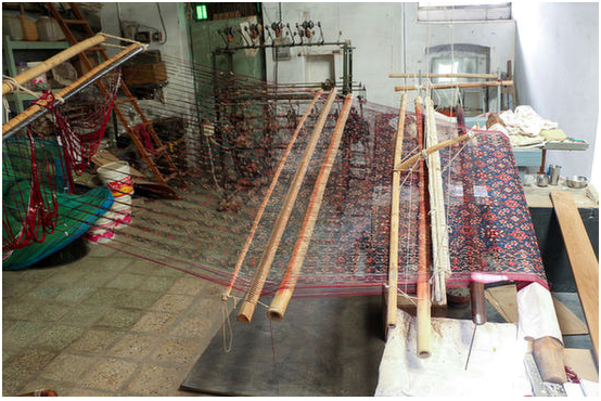 Handloom & Handcrafted Textiles: India’s Gift to the Humanity – from Traditions to Fashion Trend