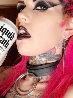 הסיפור של Liquid Death: הסטארטאפ שמוכיח שעם כל הכבוד למוצר, השיווק והמותג לפעמים חשובים יותר