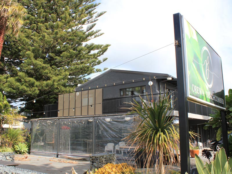 Aluminium Fin Balustrade Maintenance: How Much Effort?