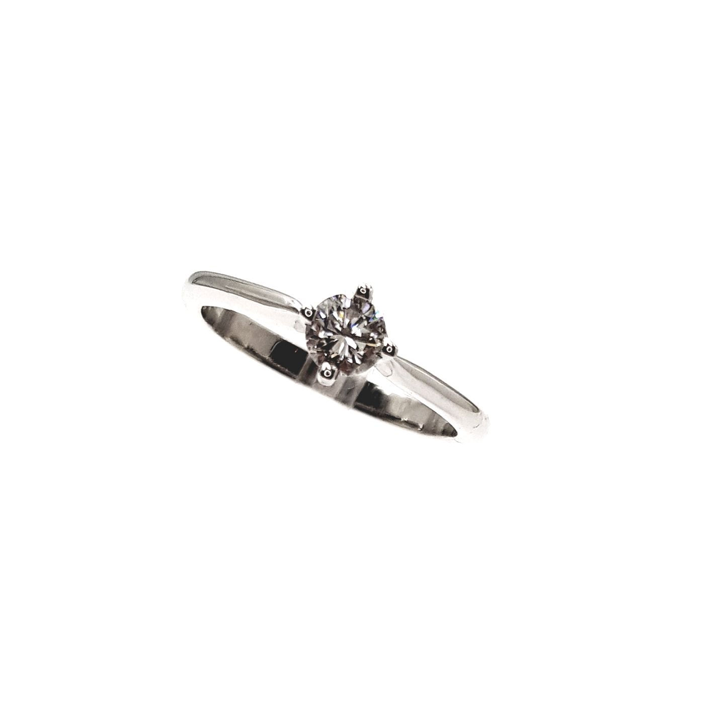 Bague Or blanc 18 carats solitaire diamant