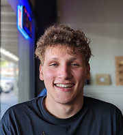 PXL_20230421_233527947.PORTRAIT.jpg