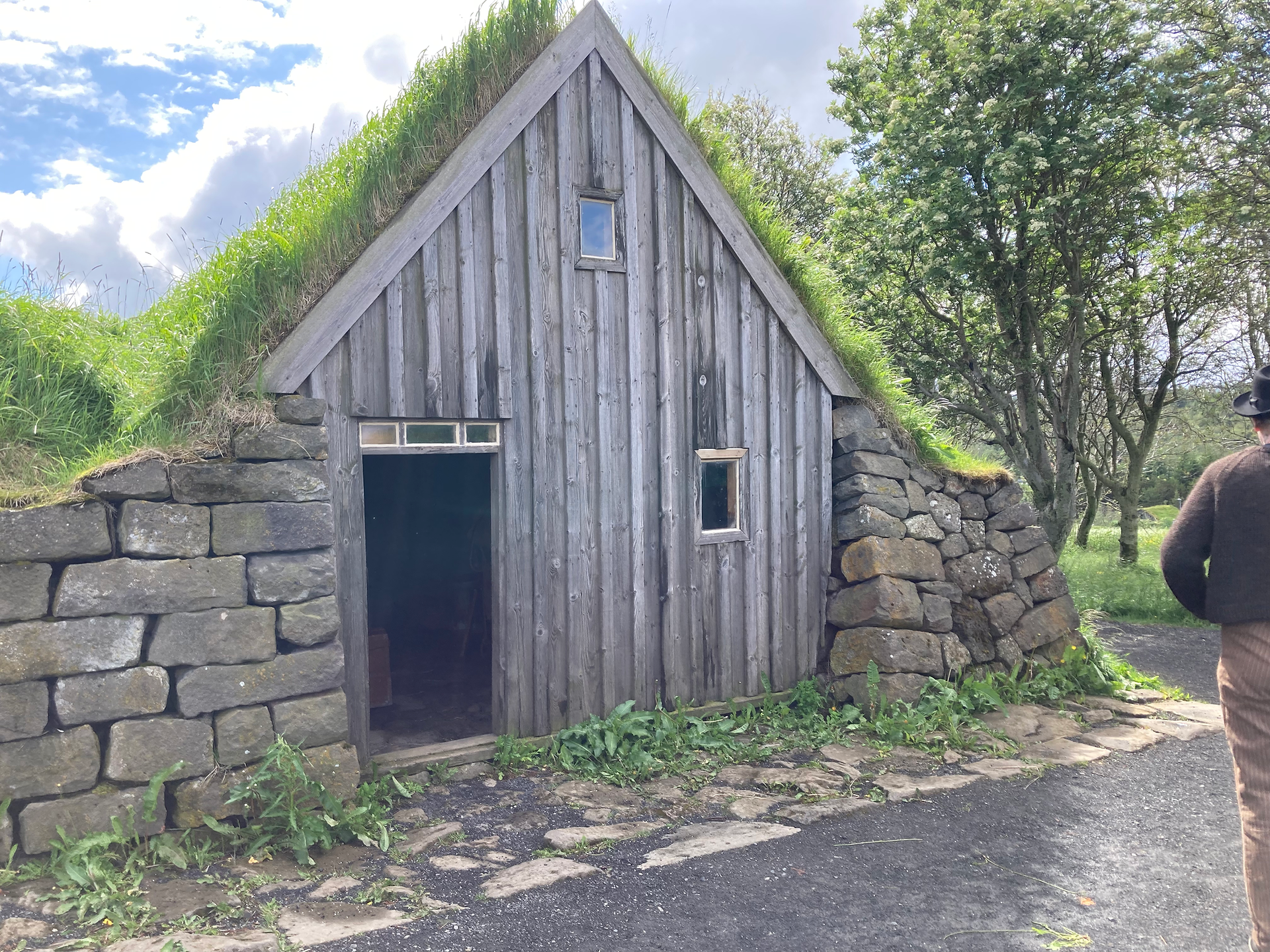Turf house 