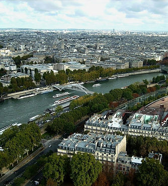 paris-870876_960_720_edited.jpg