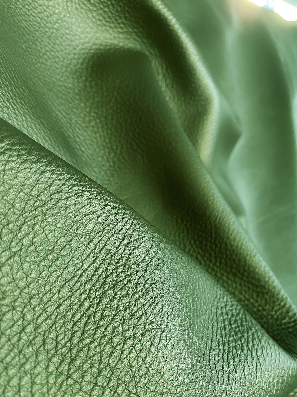 The green leather created by Tirrena Leather Processing, a tannery based in Lonigo (VI)
