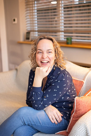 Professional Organiser Suz Sawtell Declutter & Breathe