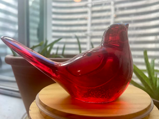 glass bird red