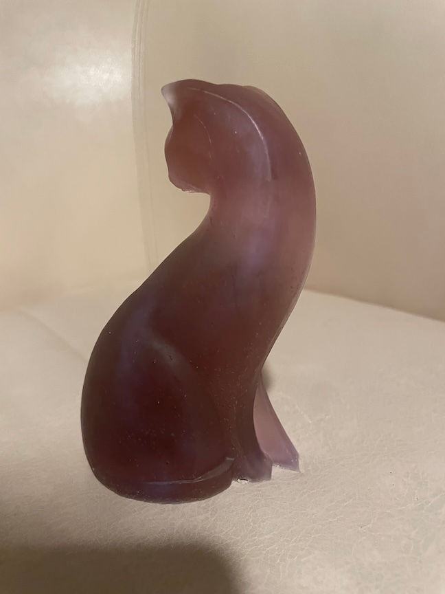 Thumbnail: Amber resin cat decoration