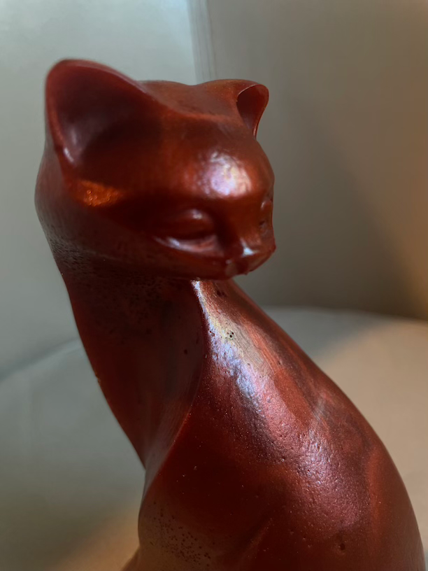 Thumbnail: modern cat figurine