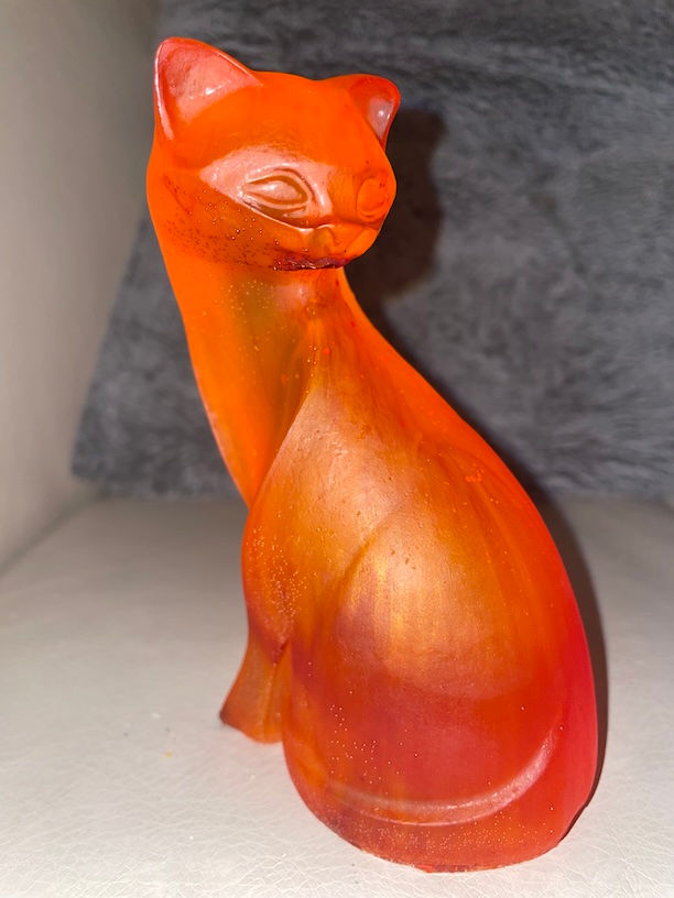 Thumbnail: Bright Orange Cat Figurine