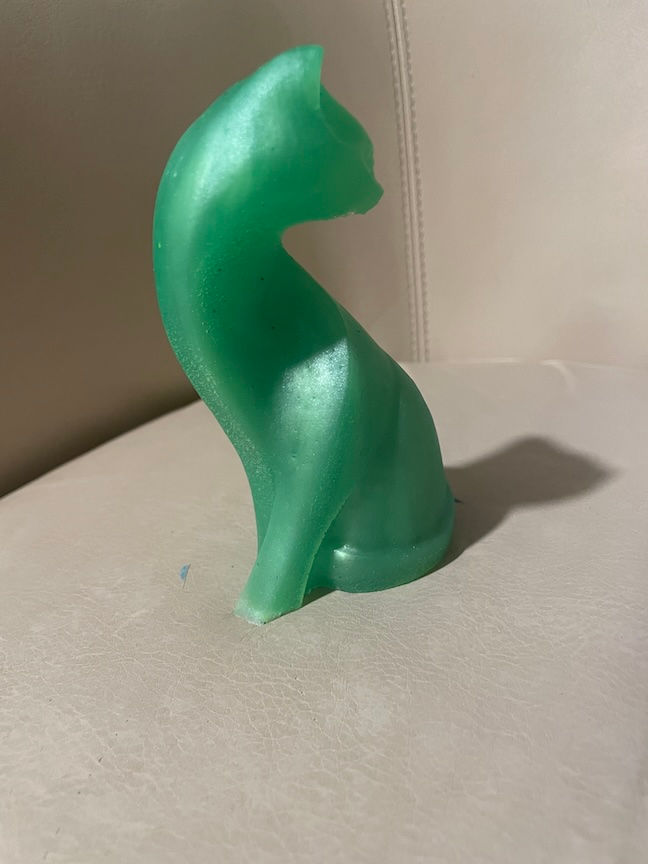 Thumbnail: Cat figurine green
