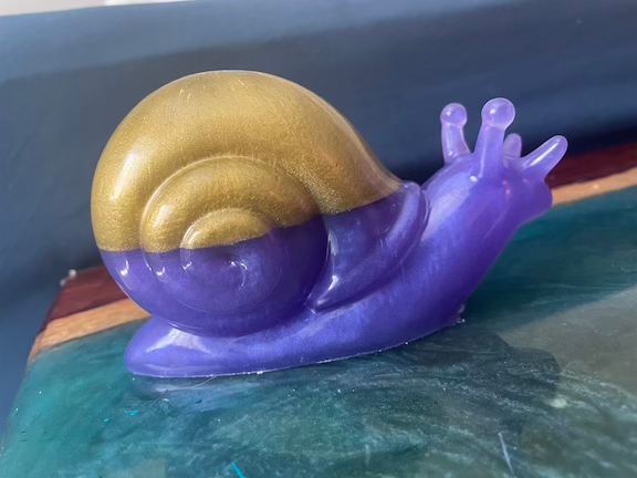 resin snails