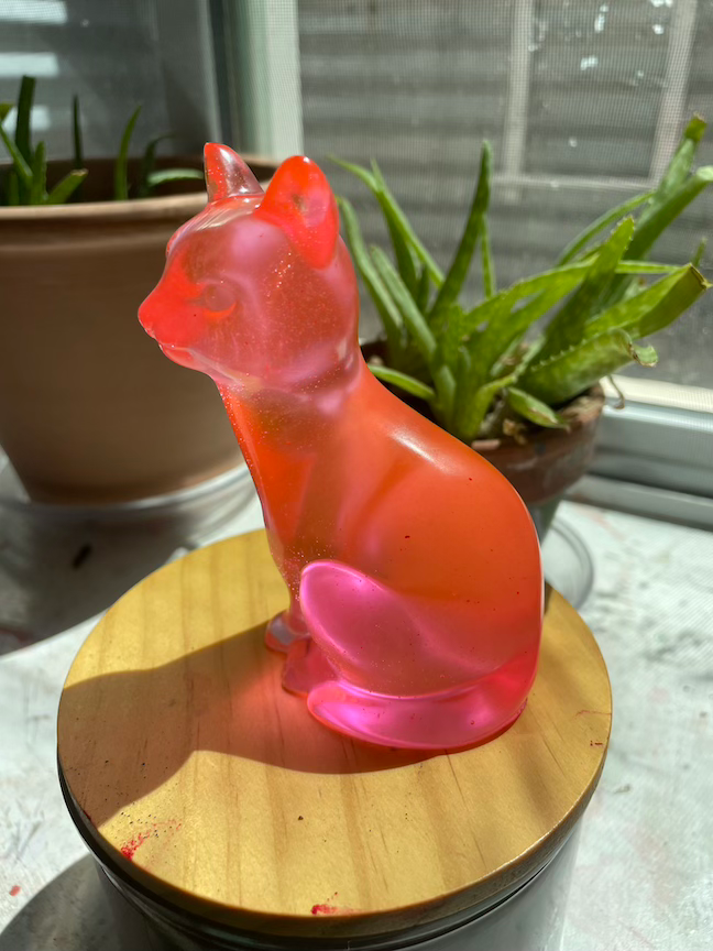 Thumbnail: glass cat pink