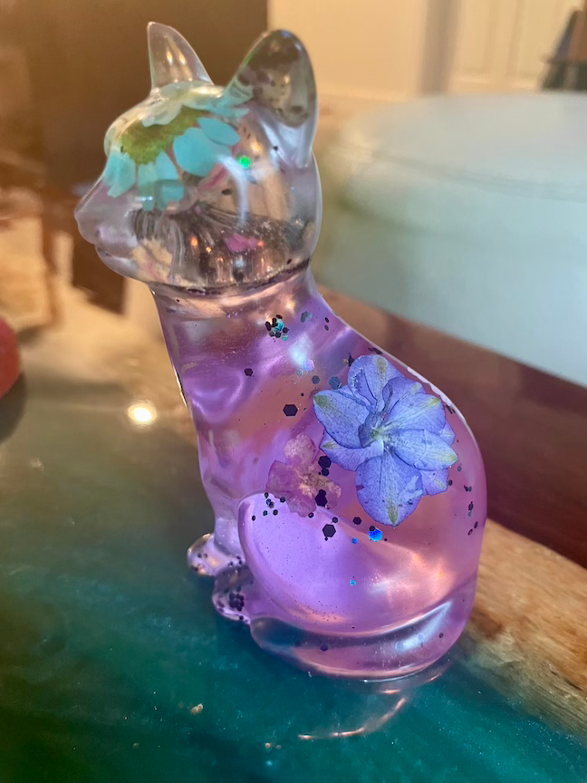 purple glass cat