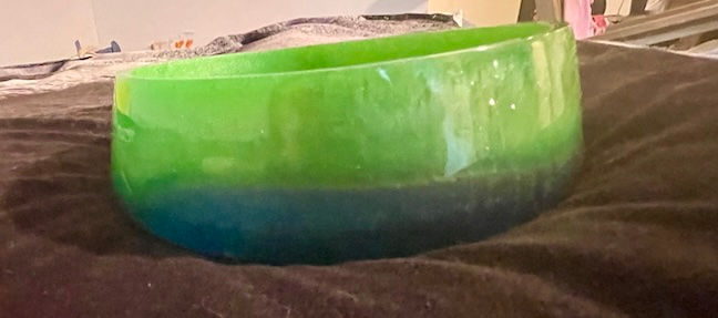Thumbnail: green pet dish