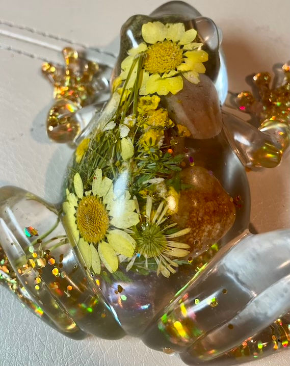 Thumbnail: Clear glass resin frog with real yellow flowers