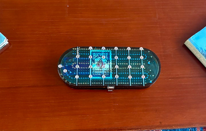 Thumbnail: cribbage board travel