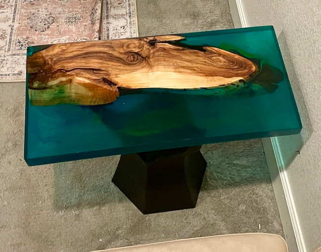 Resin river end table ocean green