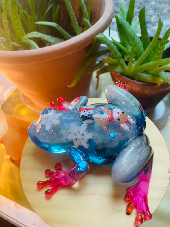 Thumbnail: Glass resin christmas ornament frog