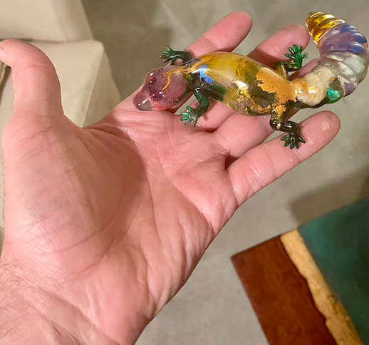 Thumbnail: Translucent Resin Lizard with Pink Head and Stones