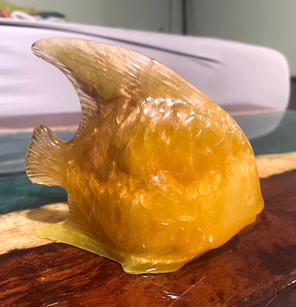 Thumbnail: glass fish