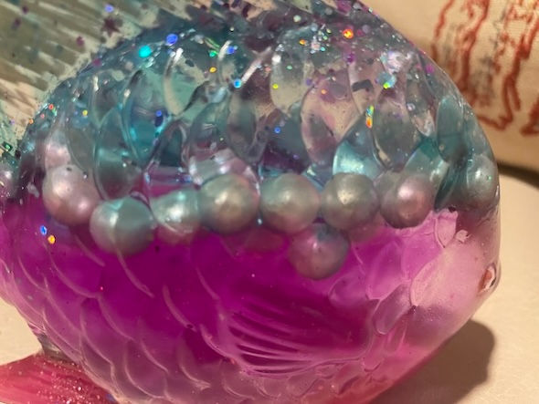 Thumbnail: glass fish
