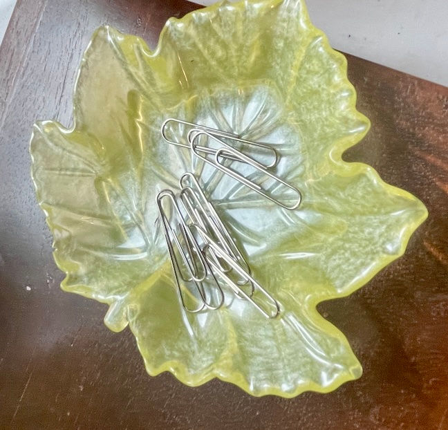 Thumbnail: Yellow Leaf Desk Tray
