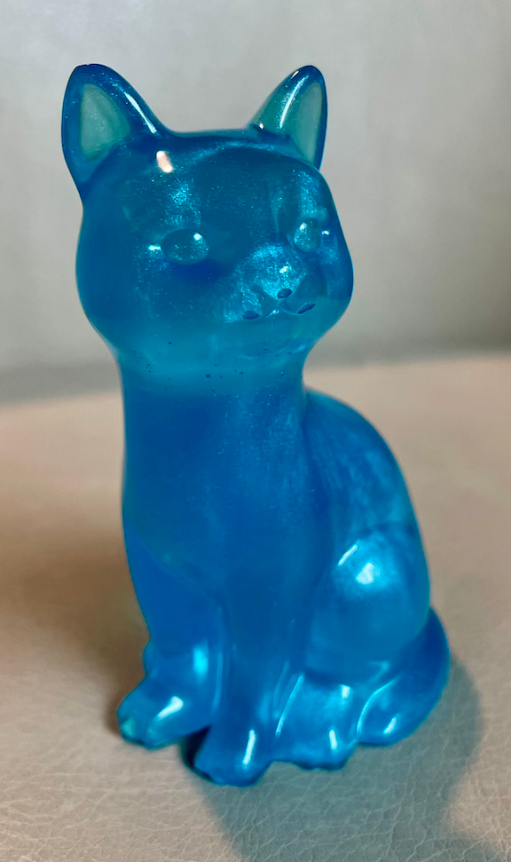 blue resin cat