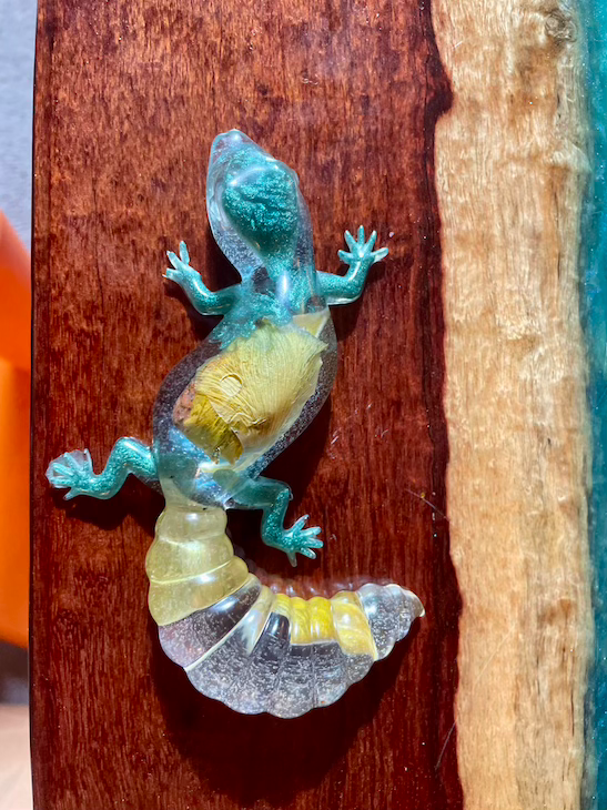 Thumbnail: Resin Lizard Clear with Yellow Flower Petals and River Rocks