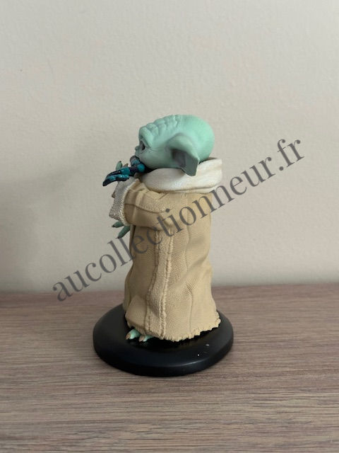 Miniature : FIGURINE STAR WARS GROGU "EATING THE FROG" GR004 MANDALORIAN | Au Collectionneur