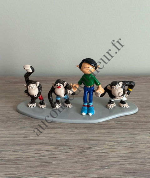 FIGURINE PIXI 4756 GASTON AVEC SES TROIS CHIMPANZES COLLECTIOIN FRANQUIN SERIE 3