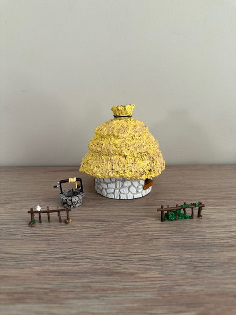 Miniature : FIGURINE PIXI 33007 LA HUTTE DE FALBALA MINI VILLAGE ASTERIX UDERZO
