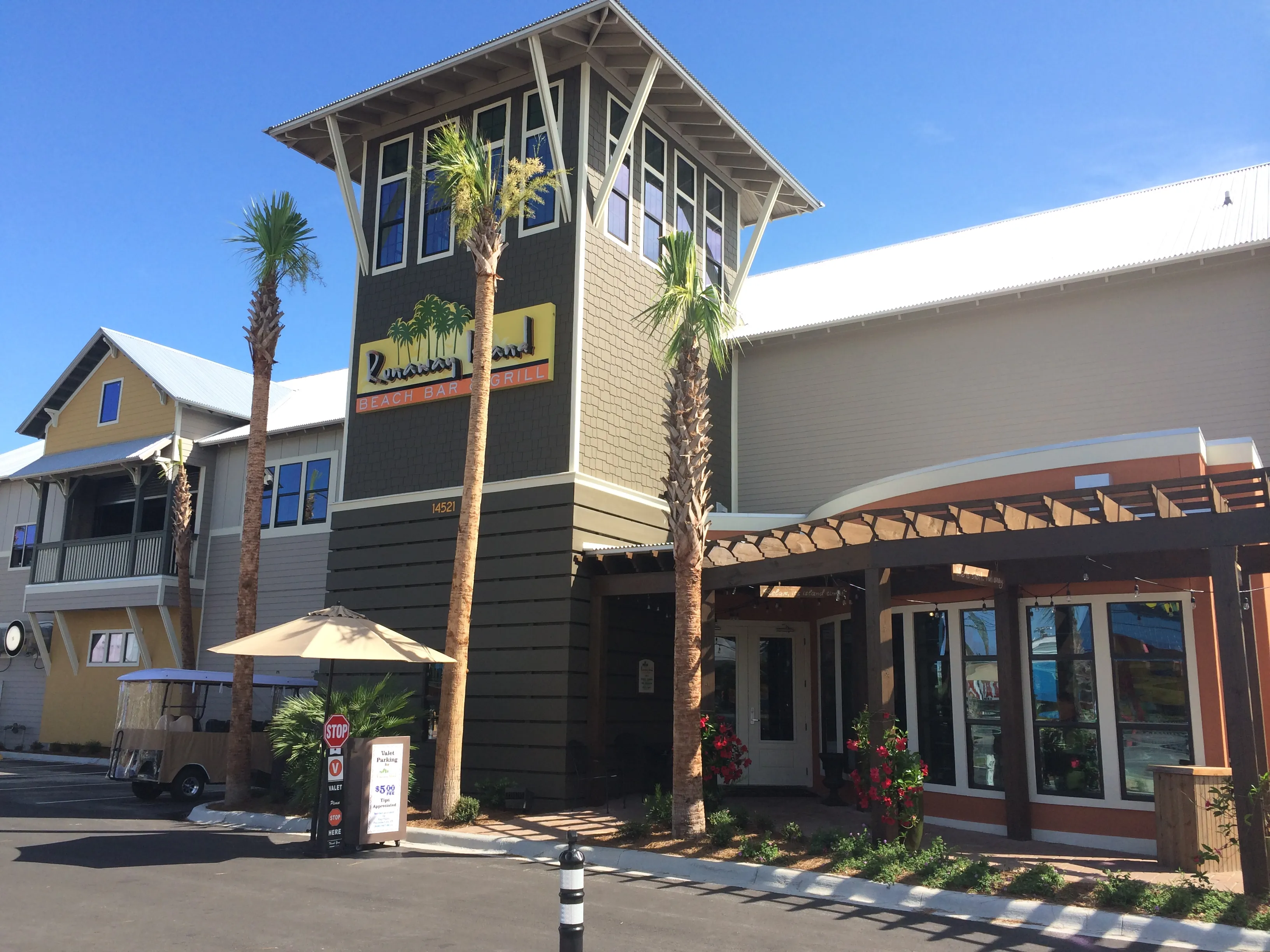 Outdoor view of the front of Runaway Island Beach Bar and Grill